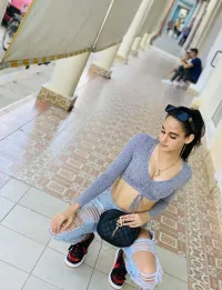 Alba, 19 år - single i Assentoft