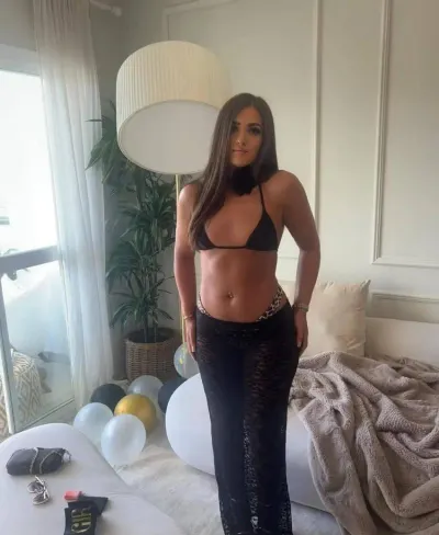 Laura, 32 år - single søger kærlighed i Åbybro