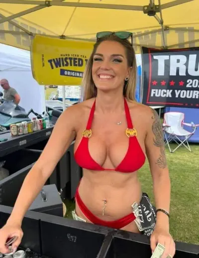 Helena, 59 år - single søger kærlighed i Højby