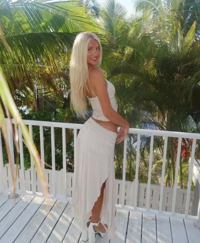 Ev a, 30 år - single søger kærlighed i Over Holluf