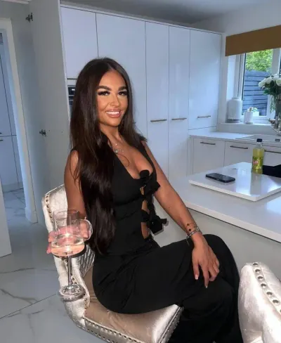 Aya, 57 år - single søger kærlighed i Hørning