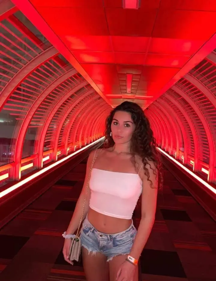 Alma, 20 år - single søger kærlighed i Nyråd, Danmark