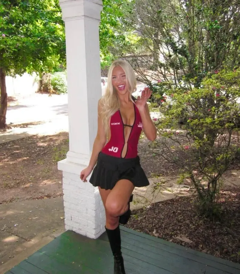 Luna, 33 år - single søger kærlighed i Dybbøl, Danmark