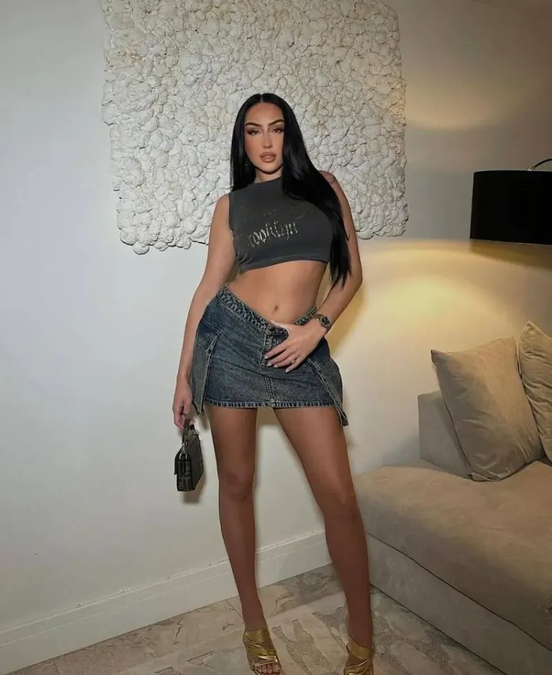 Aya, 45 år - single søger kærlighed i Gjellerup, Danmark